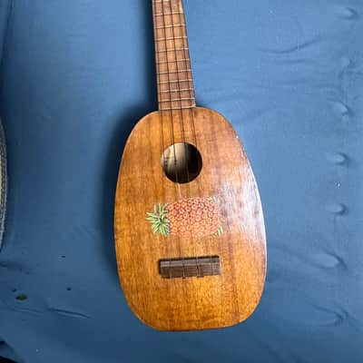 Kamaka Hawaii Pineapple Soprano 6265 Late 1930’s- early 1940’s  - Gloss image 2