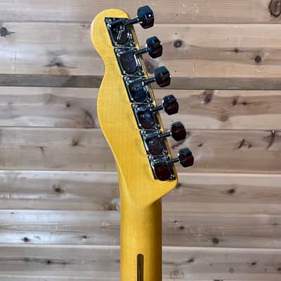 Fender American Vintage II 1972 Telecaster Thinline Electric Guitar - Candy Apple Red image 6