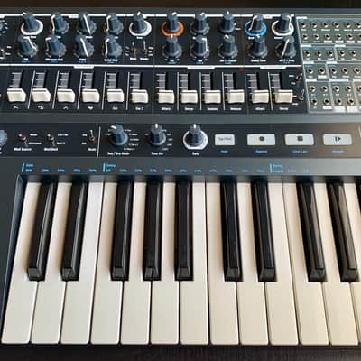 Arturia MiniBrute 2 Semi-Modular Analog Synthesizer & Step Sequencer 25-Key image 4