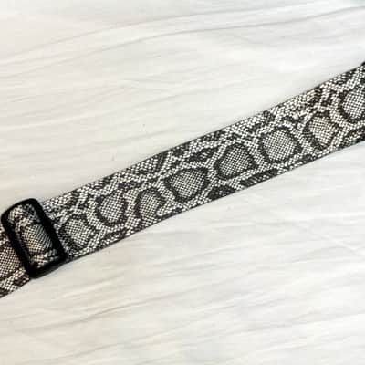 PERRI'S LPCP-365 Snake Skin Print (faux) Guitar Strap image 2