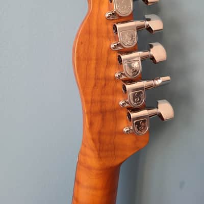 Fender Classic Player Baja Telecaster 2012 - 2018 - 2-Color Sunburst image 3
