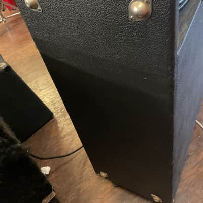 Acoustic 126 Vintage Bass Combo image 6