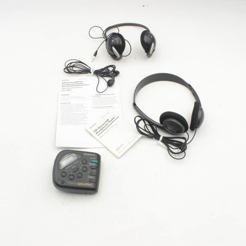 Sony Walkman AM/FM Radio SRF-M32 Digital Tuner + 3 Headphones …