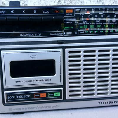 Telefunken Bajazzo Compact 3000 Boombox, Cassette Player, Portable Radio Germany 1977 Fully Working! image 5