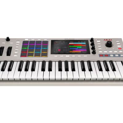 Akai MPC Key 37 Gen 2 Standalone Production Keyboard image 2