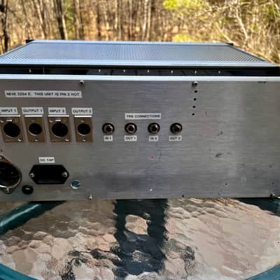 Pair of Neve 2254e - recapped/calibrated image 7