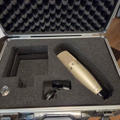 Shure KSM32 / SL Medium Diaphragm Cardioid Condenser Microphone 1998 - Present - Champagne image 3