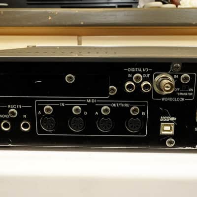 Akai Z8 Sampler 2002 - Silver image 7