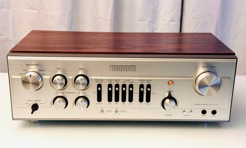 Vintage Luxman ⭐ C-1010 Stereo Preamp Control Center - Serviced +