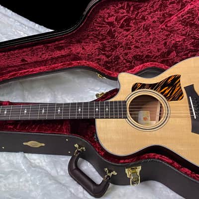Taylor 312ce V-Class Grand Concert Acoustic-Electric Guitar - Natural - 4.5lbs - Authorized Dealer - G06277 - OPEN BOX - SAVE BIG!! image 9