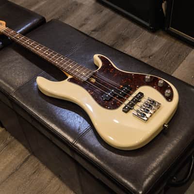 Mike Lull PJ4 30 Bass - Aged Olympic White image 8