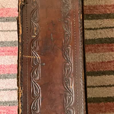 Antique 1890's M&W Bull's Head Leather Tooled Banjo Case image 2