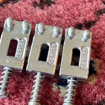 Original set (6) 1970's Fender Strat Die Cast Bridge Saddles 027037 image 3