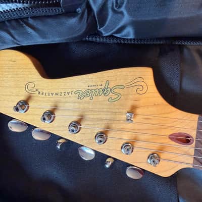 Squier J Mascis Jazzmaster with Laurel Fretboard 2018 - Present - Vintage White image 5