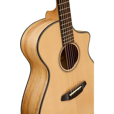 Breedlove Oregon Concert CE Sitka Spruce-Myrtlewood Acoustic-Electric Guitar Regular Gloss Natural image 7