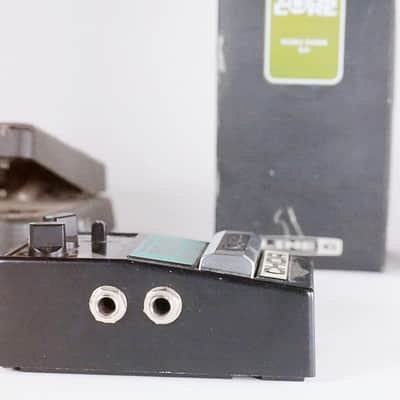 Lot of 6 damaged pedals for repair image 19