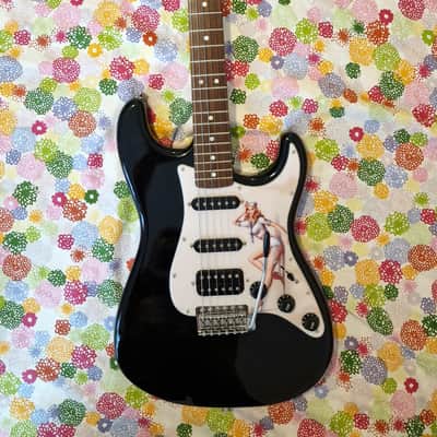 We keep low prices!! Tokai Limited Edition HSS Strat 1984 Black image 2