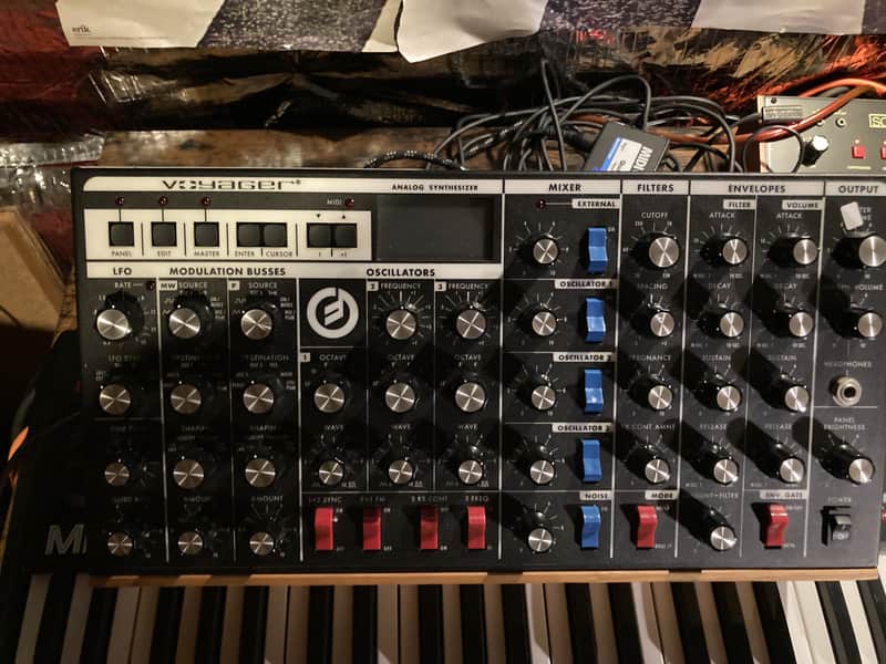Moog Minimoog Voyager RME Rack Mount Edition Monophonic Synthesizer 2005 - 2015 - Black image 1