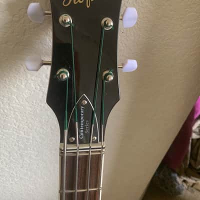 Hofner Club Bass Translucent red image 4