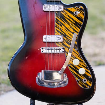 Silvertone 1478 Silhouette - Red Burst image 4