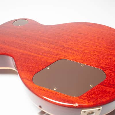 *** Gibson Custom Shop Les Paul Standard '56 Reissue 2022 - Vintage Sunburst with Bigsby A Gentleman's Les Paul image 14