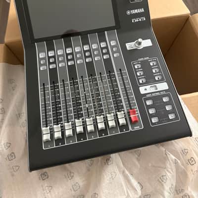 Yamaha DM3-D 22-channel Digital Mixer with Dante image 2