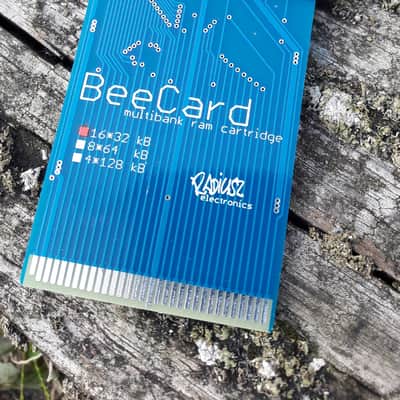 Radiusz Electronics Bee-Card / MCR-03 Multibank RAM Cartridge 2020 image 6