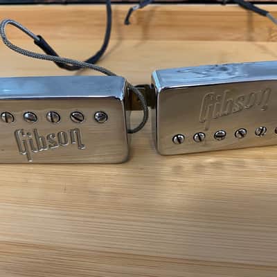 Gibson Vintage 1971 Chrome Embossed Logo Patent Number Sticker Pickup Set Les Paul ES 3351972 1973 1970's image 2