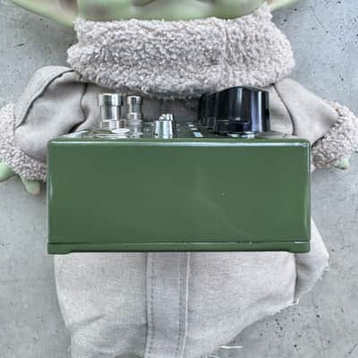 Wren and Cuff Super Russian 2010s - Green image 7