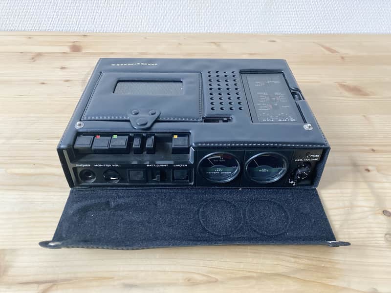 MARANTZ PMD230 / CP230 - Stereo portable cassette tape recorder image 1