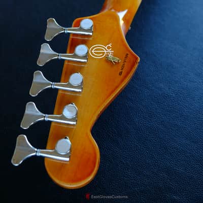 Fender Deluxe Active Jazz Bass V Vintage White on Sunburst Heavy Relic Aged image 14