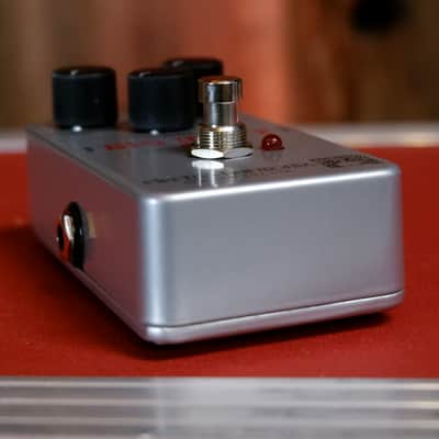 Electro-Harmonix Ram's Head Big Muff Pi - Silver image 9