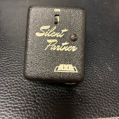 AXE Silent Partner 1980's - Black image 4