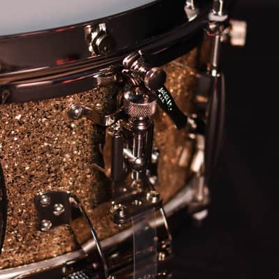 Slingerland 14" x 5.5" Radio King Solid Maple Snare Drum, Gold Glass image 3