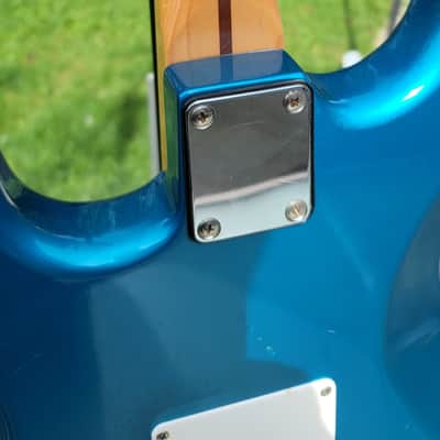 Squier Stratocaster MIJ E Series 84-87 - Lake Placid Blue image 17
