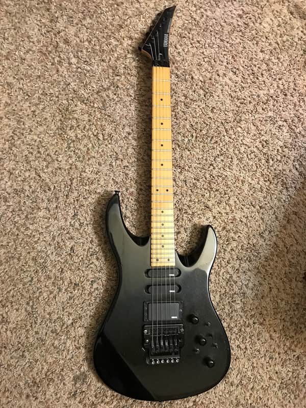 MIJ Vintage Yamaha RGX612J 80s Shredder Super Strat Black Pearl