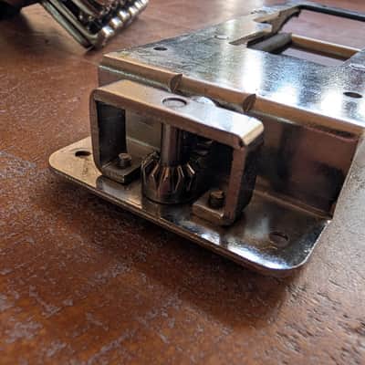 Ibanez ZR Trem Guitar Locking Tremolo Bridge CLEAN But Missing Parts image 4
