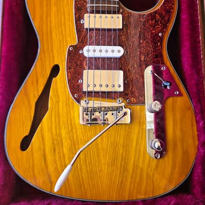 Fret King Country Squire Semitone Deluxe Thinline wHSC Natural HSH Blend Control image 1