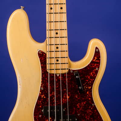 Fender Precision Bass (Maple Cap) 1968 See-thru blond image 9