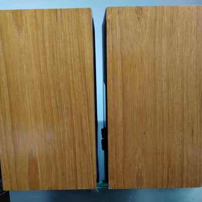 Linn Kan Mark II bookshelf speaker in very good condition - 1990's image 2