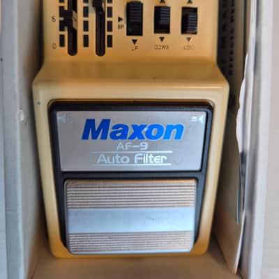 Maxon AF-9 Auto Filter 2000s - Yellow image 7