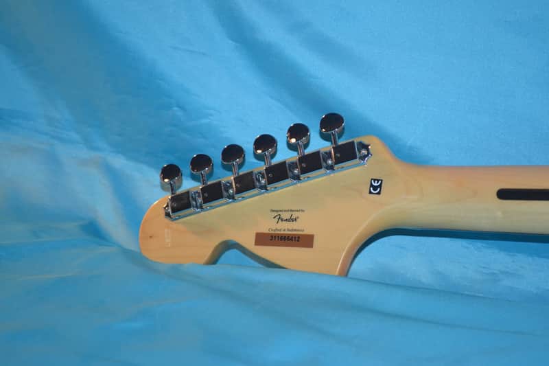 Squier Vintage Modified Stratocaster '70s, Duncan Designed Pickups