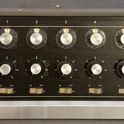 Shure Vocal Master (VA 300-C) - Grey image 1