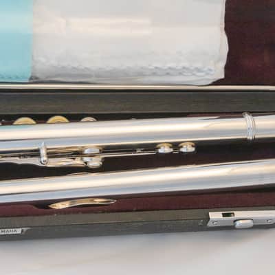Yamaha YFL-584H (YFL-587H) Professional Flute All Silver Open-hole *Made in Japan *Cleaned & Serviced image 7