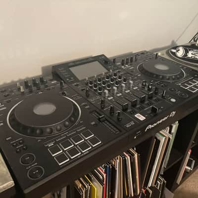 Pioneer XDJ-XZ 4-Channel Rekordbox / Serato All-In-One DJ System 2020 - Present - Black image 2