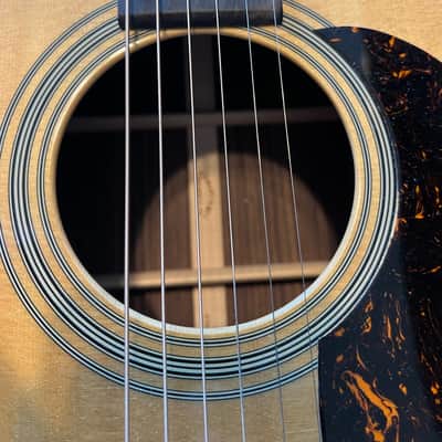 Martin Standard Series HD-28 2018 - 2024 Natural image 4