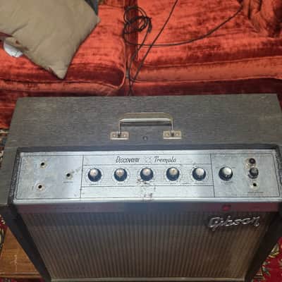 Gibson GA-8T Discoverer Tremolo 1x12 Tube Guitar Amplifier 1960s image 6