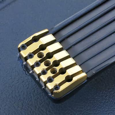 Status Graphite S2 Left Handed Fretless 6 String Bass image 3