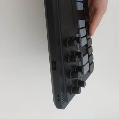 Korg nanoKEY Studio Mobile MIDI Controller Keyboard 2016 - Present - Black image 3