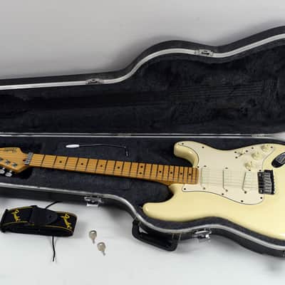 1992 Fender Stratocaster Plus Olympic White with Original Hardshell Case image 15